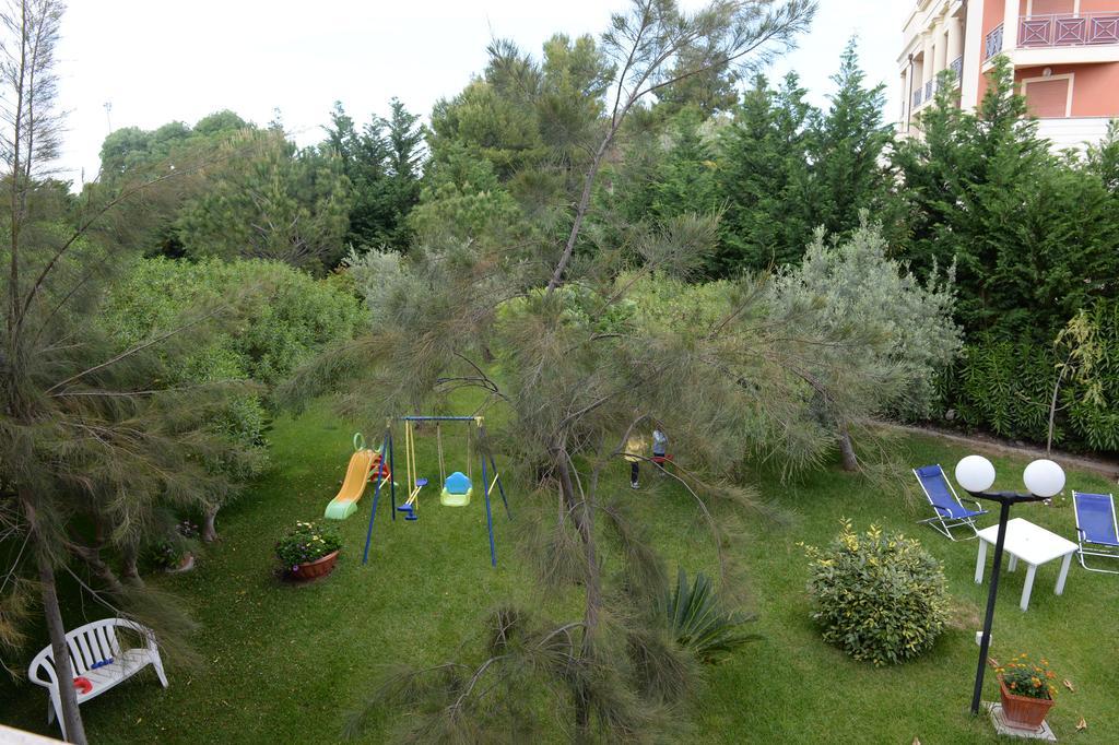 Casa Vacanze Oasi Felicita Нова Сири Марина Екстериор снимка
