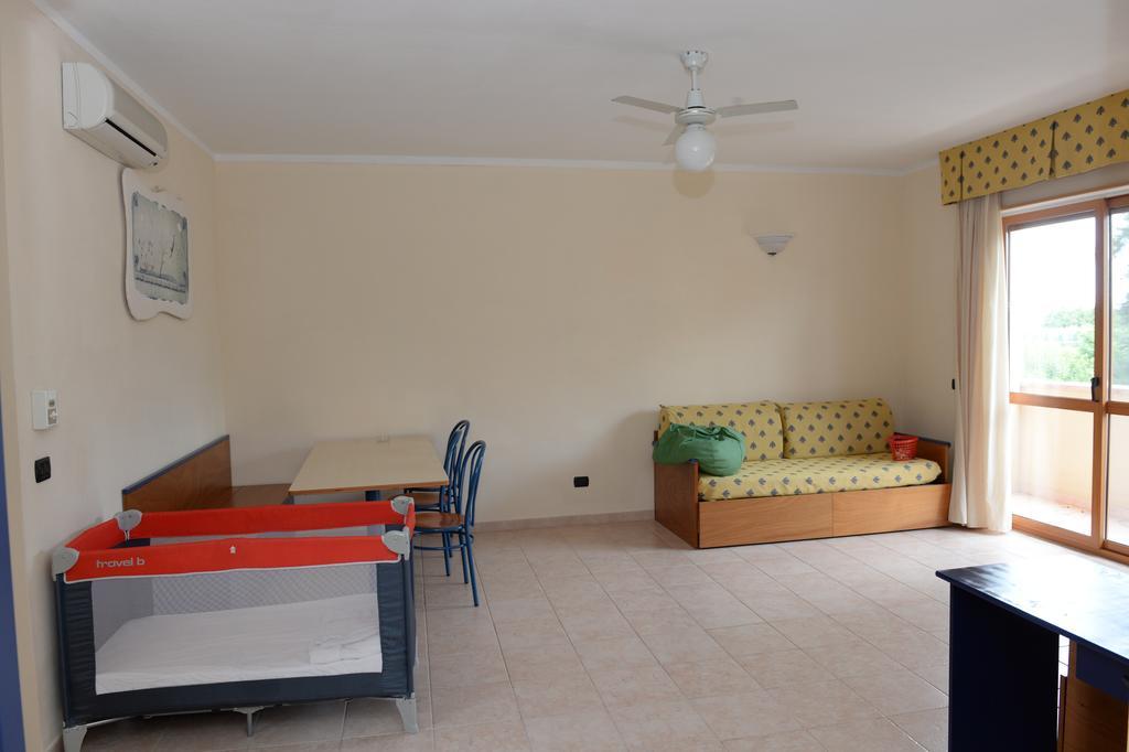 Casa Vacanze Oasi Felicita Нова Сири Марина Екстериор снимка