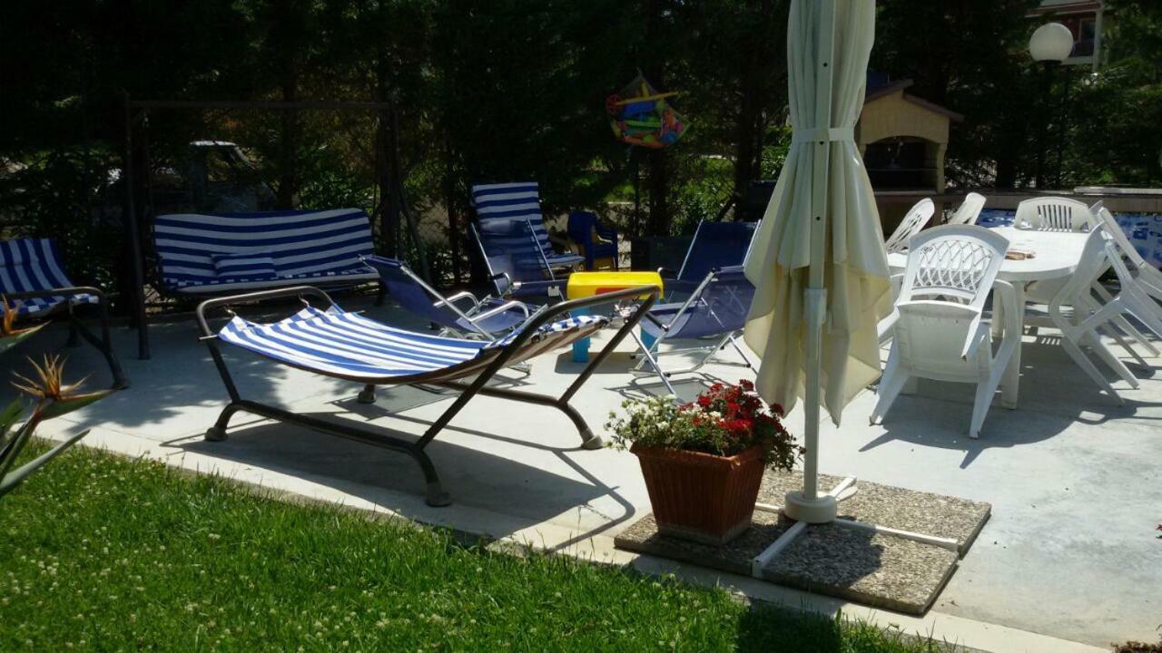 Casa Vacanze Oasi Felicita Нова Сири Марина Екстериор снимка
